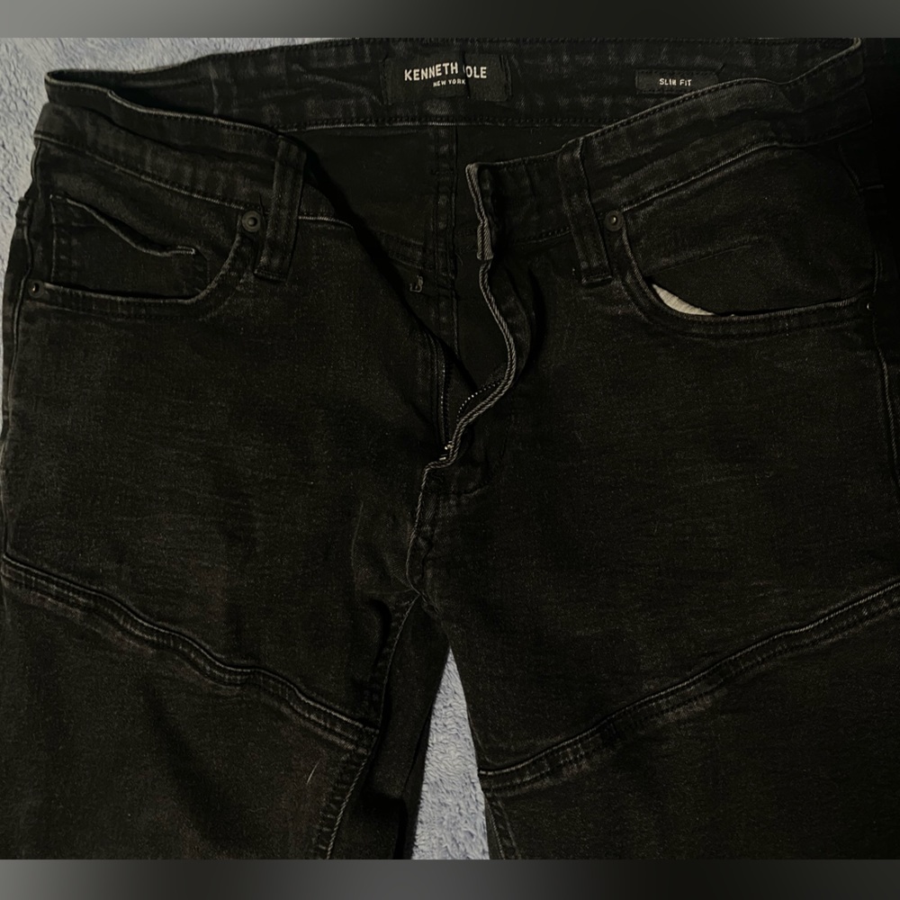 KENNETH COLE mid washed out style jeans